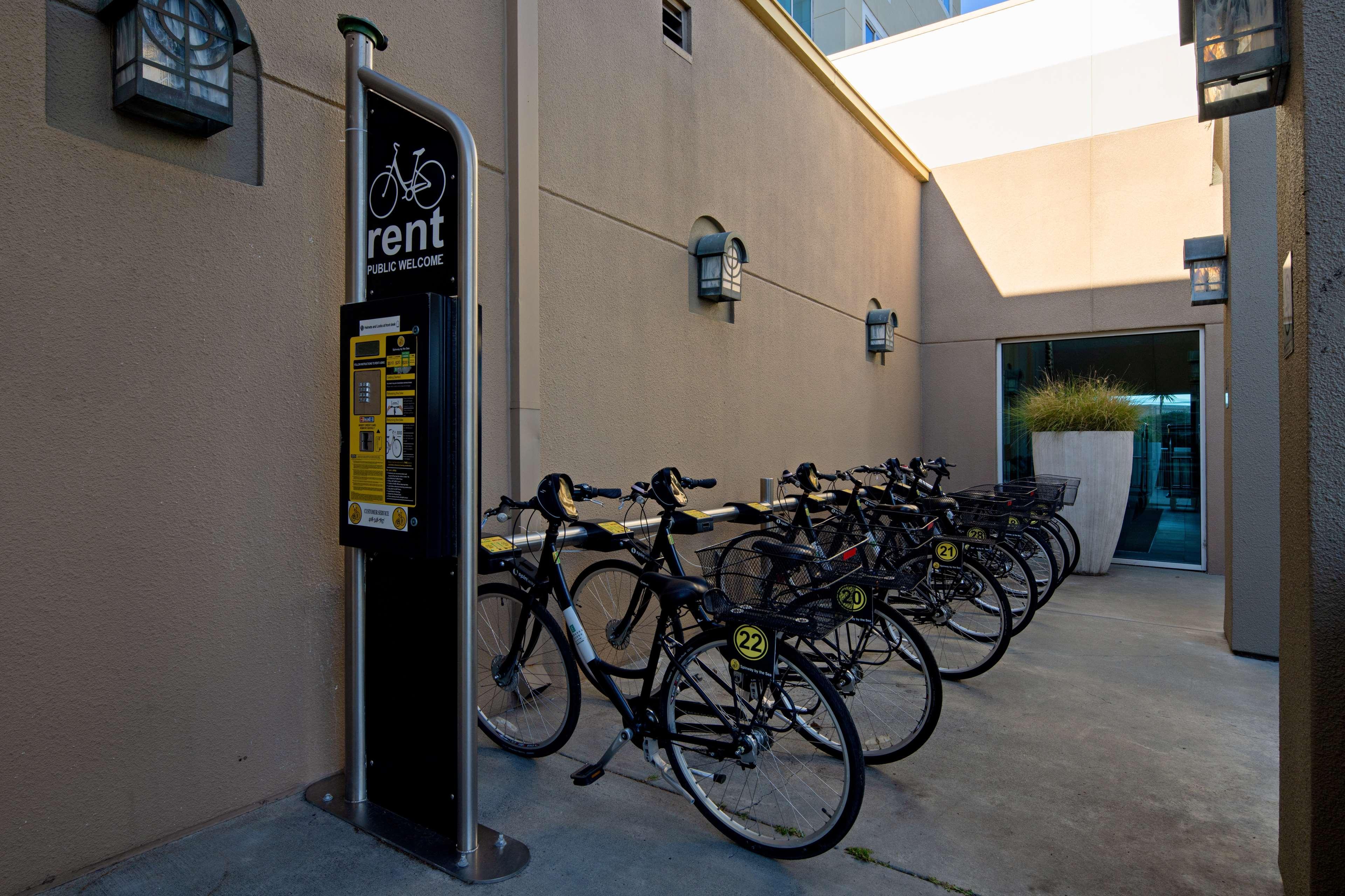 Embassy Suites By Hilton Monterey Bay Seaside Exterior foto